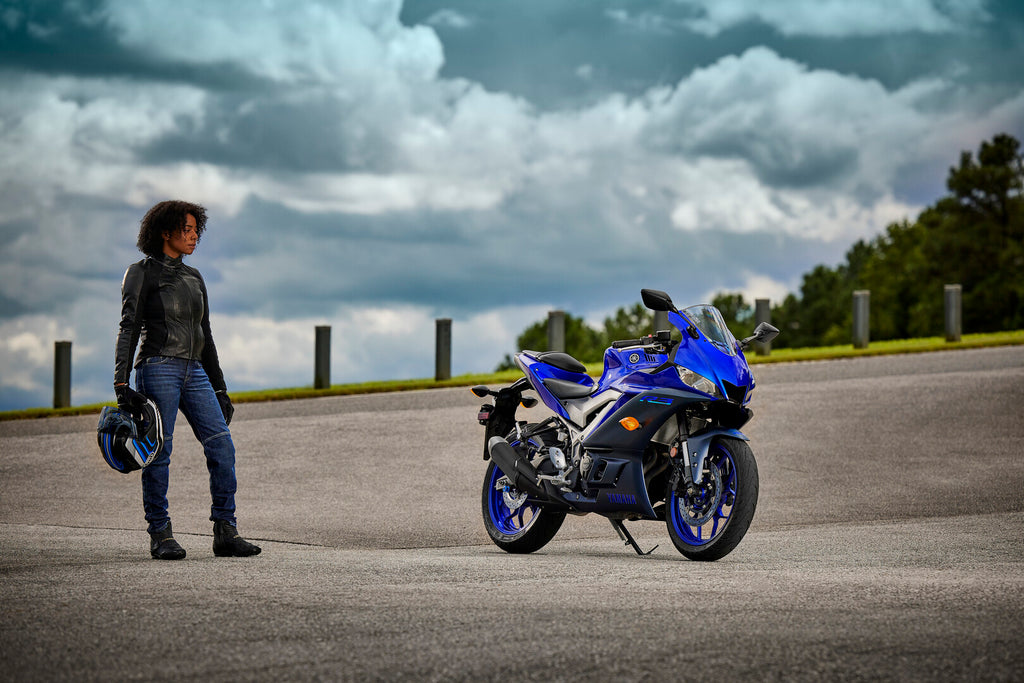 2022 Yamaha R3